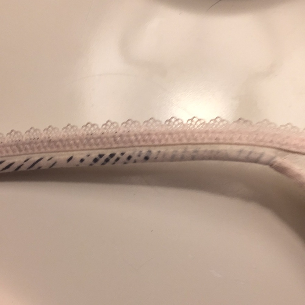 Bra - Picture 2 of 4